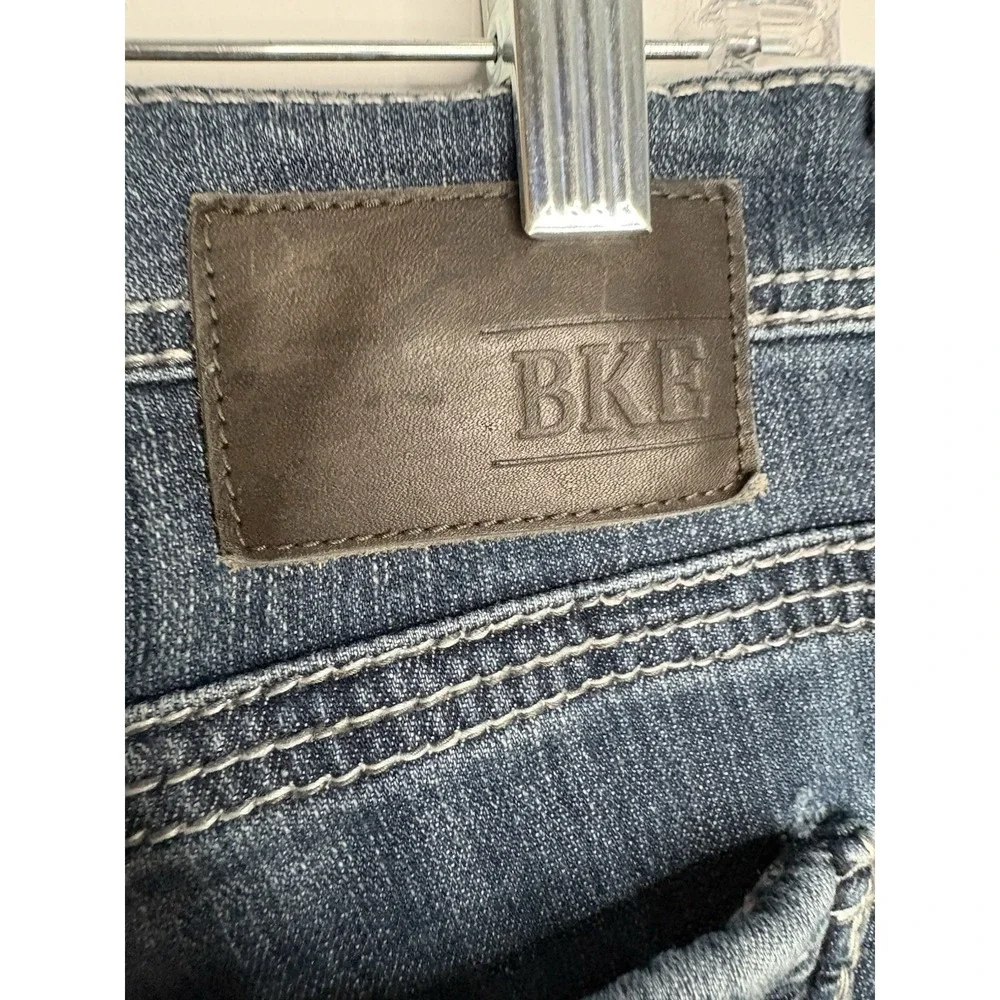 BKE Jeans Aiden Bootcut Dark Wash Mens‎ Size 29S Measures 29x29 Flap Pocket